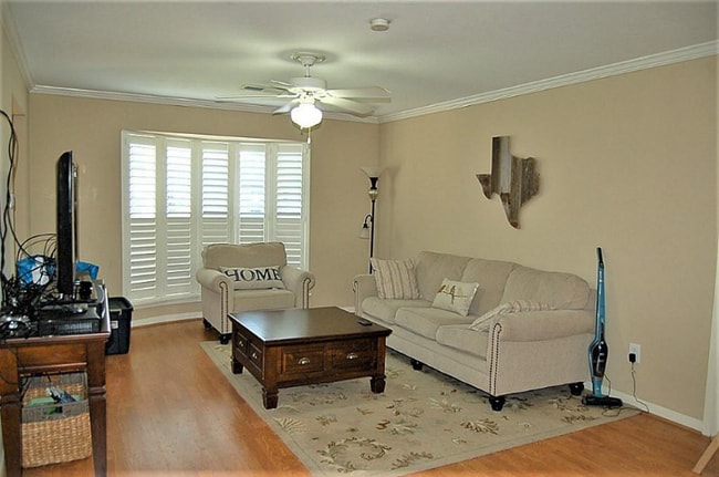 Foto del edificio - 509 Avondale Ln