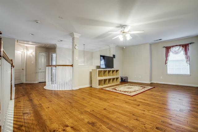 Building Photo - 2513 Seward Dr