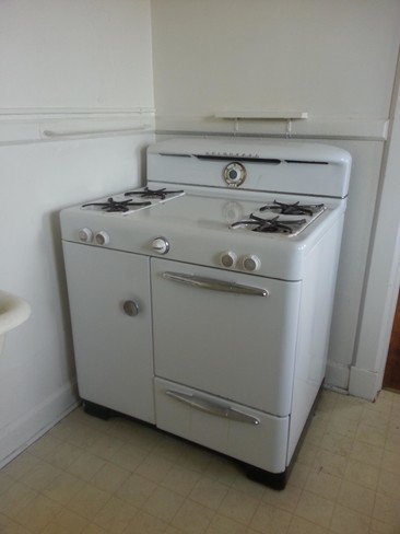 Foto del edificio - 215 E 18th St