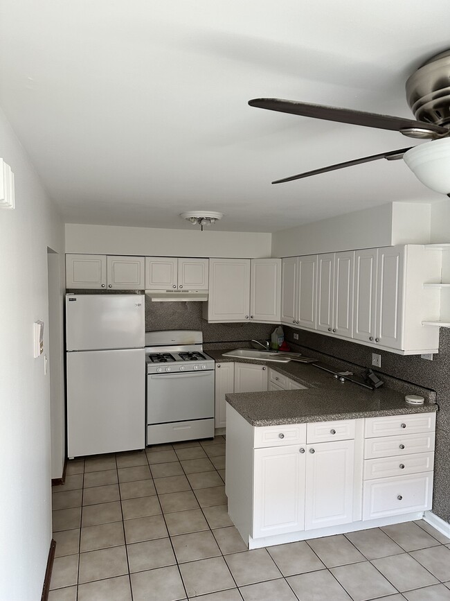 Building Photo - 4508 Elm Ave
