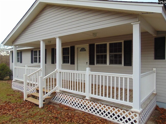 Building Photo - 1402 Robert Hendrix Rd