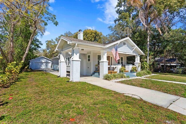 Building Photo - 1706 E Powhatan Ave