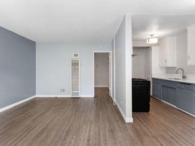 Foto del edificio - 539 E 11th St