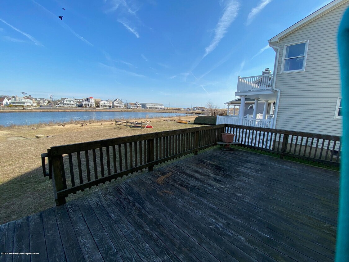 40 East End Ave Unit 1, AvonbytheSea, NJ 07717 Apartment for Rent