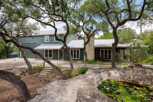 Building Photo - 1100 Chapparal Dr