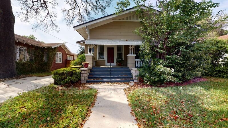 Primary Photo - 3619 Riverside Ave