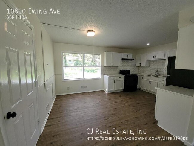 Building Photo - 10800 Ewing Ave