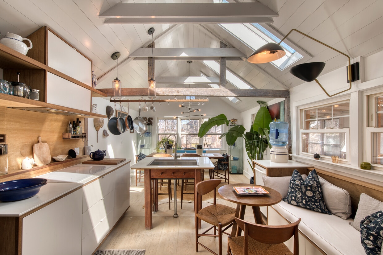 638 Carpenter St, Greenport, NY 11944 House Rental in Greenport, NY