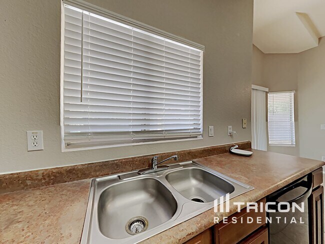 Building Photo - 40175 N Costa Del Sol Dr