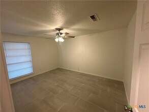 Building Photo - 2207 Grandon Cir