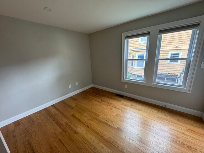 Foto del edificio - 58 Hillsdale Rd