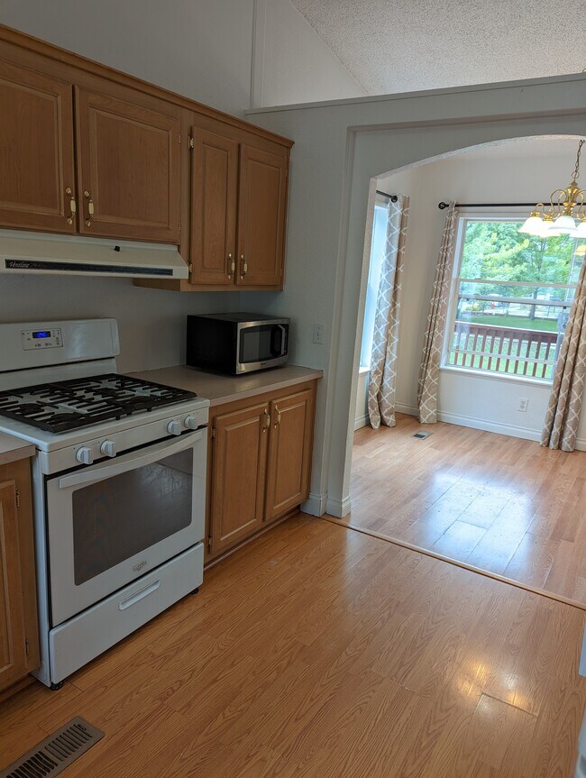 Foto del edificio - 514 Holbrook St