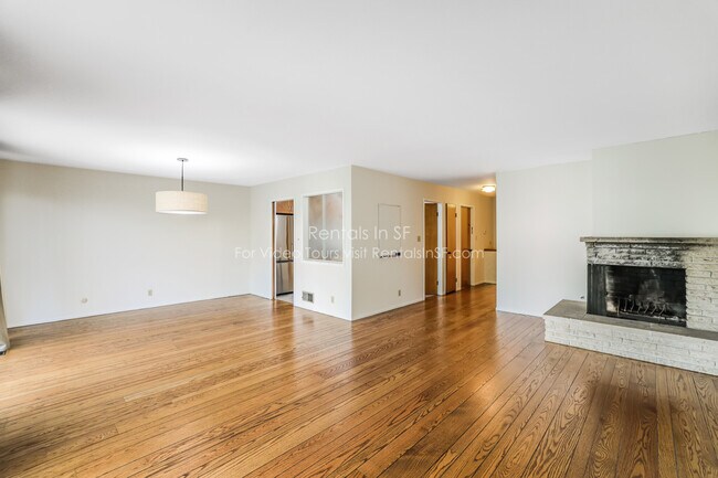 Building Photo - 1632 10th Ave