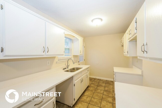 Foto del edificio - 4793 Northwood Hills Dr