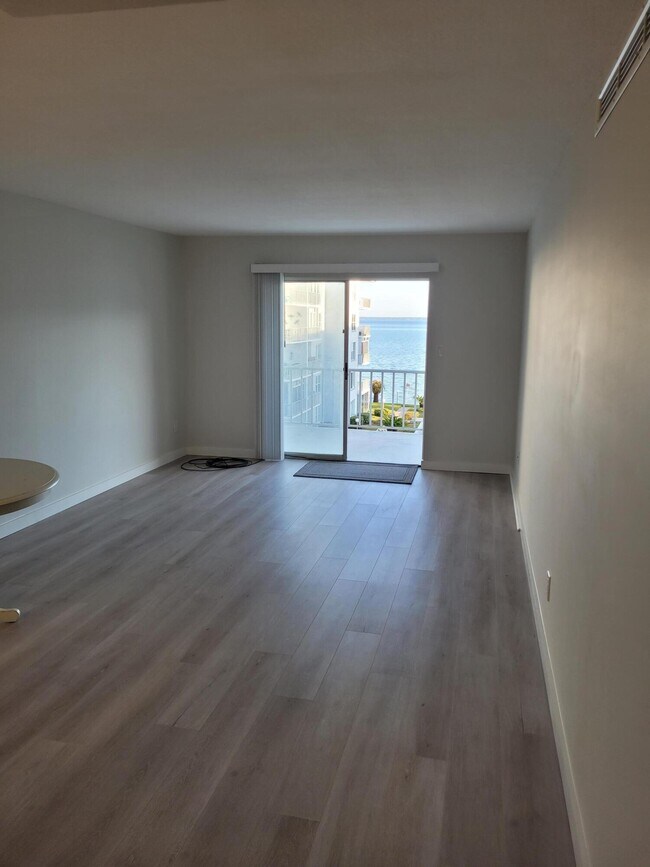 Foto del edificio - 3857 Indian Trail