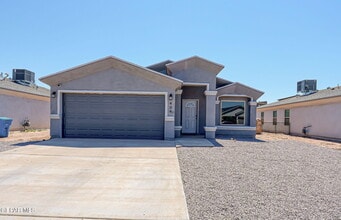 Building Photo - 404 Villa Ysleta