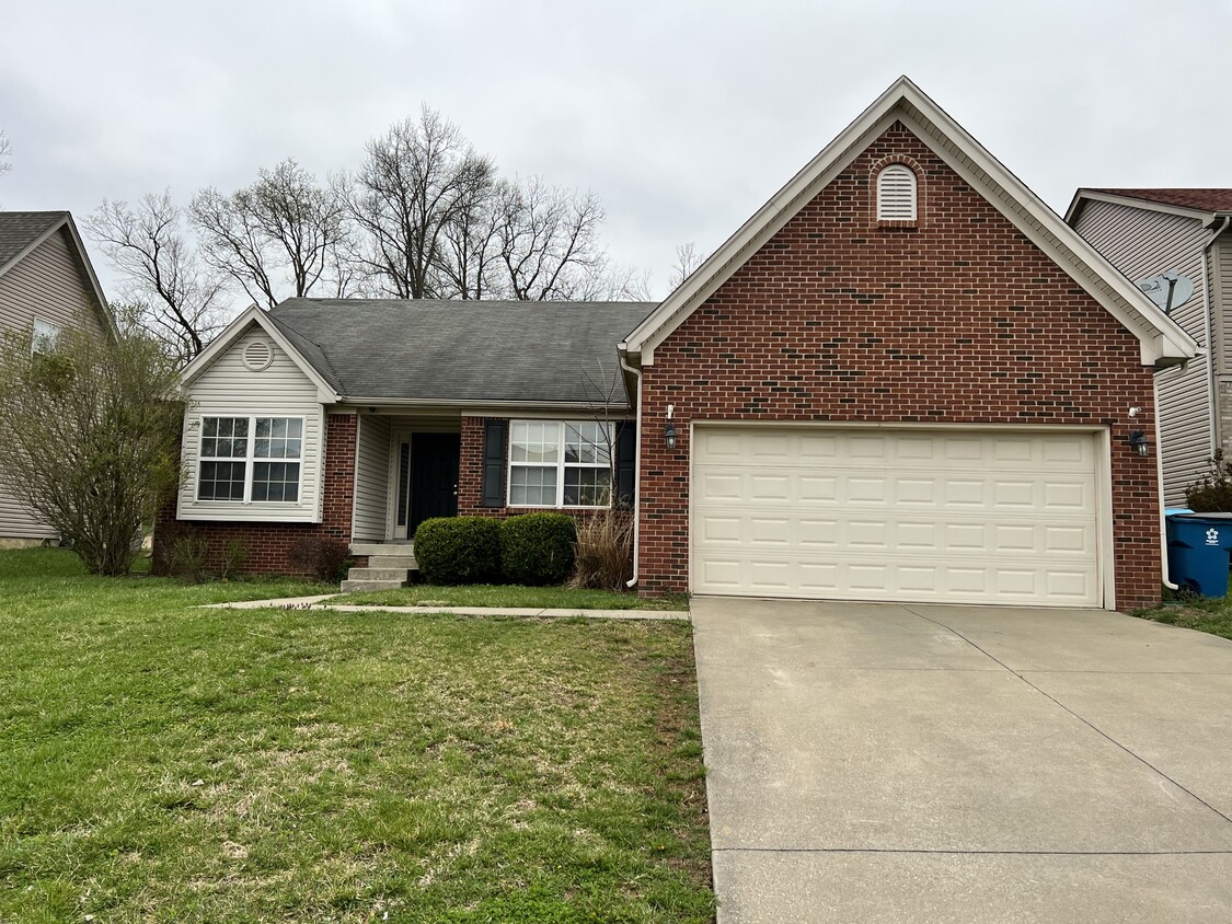 Photo - 9041 Black Powder Ln (Louisville, KY)