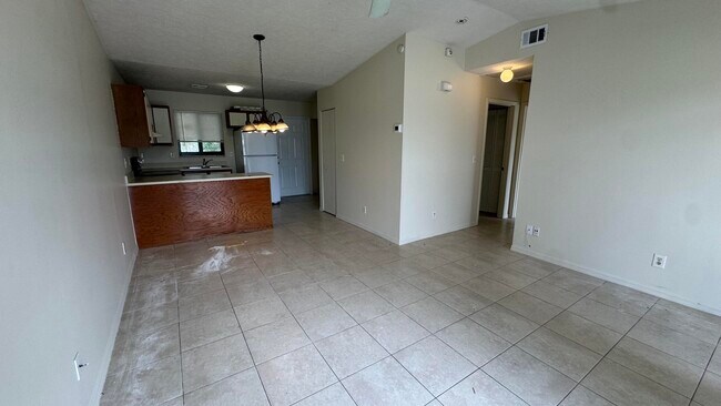 Foto del edificio - 5045 SE Primrose Way