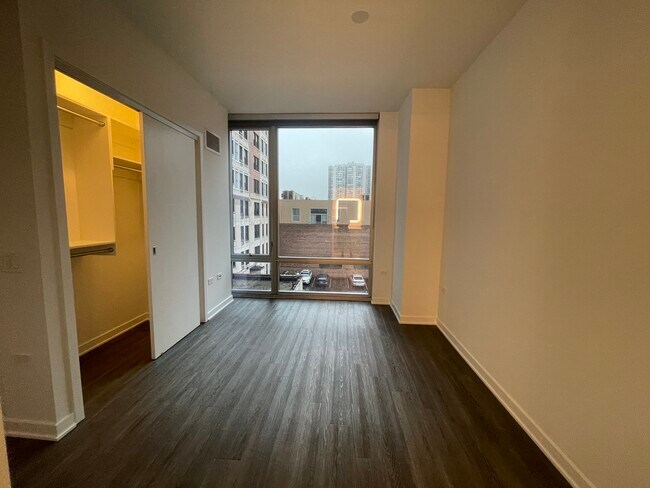 Foto del edificio - 1230 N Dearborn St