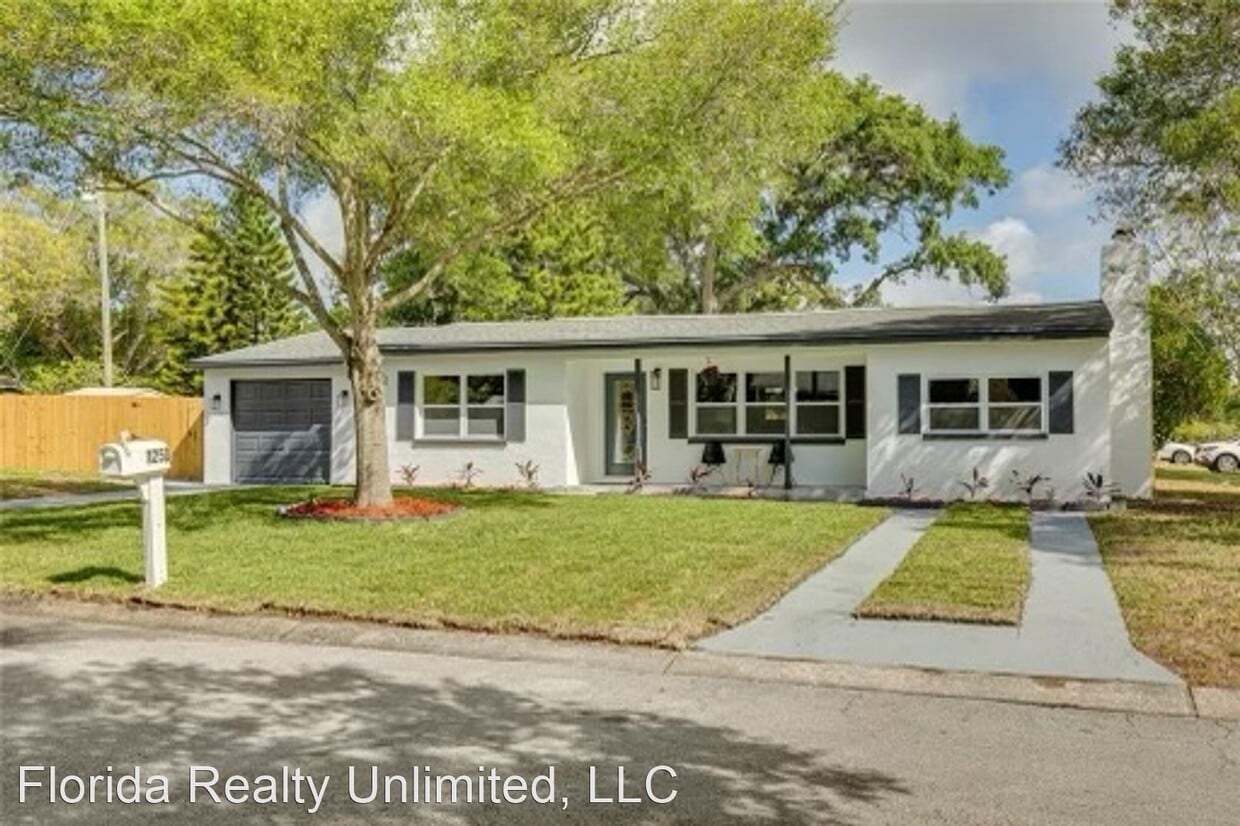Primary Photo - 3 br, 2 bath House - 1250 Howard Street