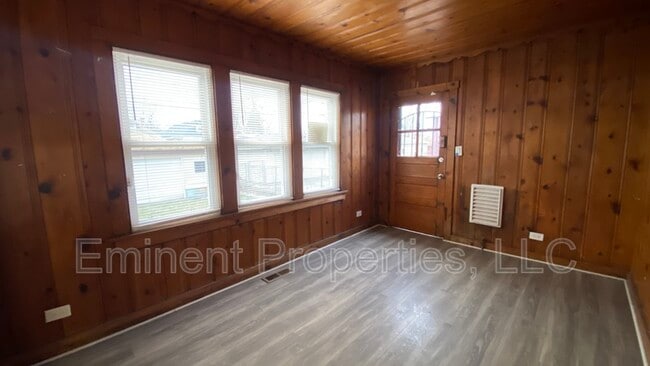 Foto del edificio - 10016 S Morgan St