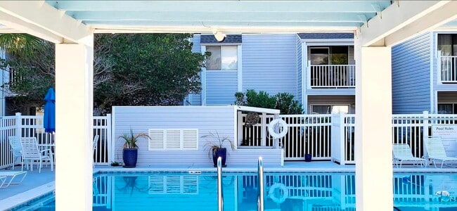 Foto del edificio - 101 Old Ferry Rd