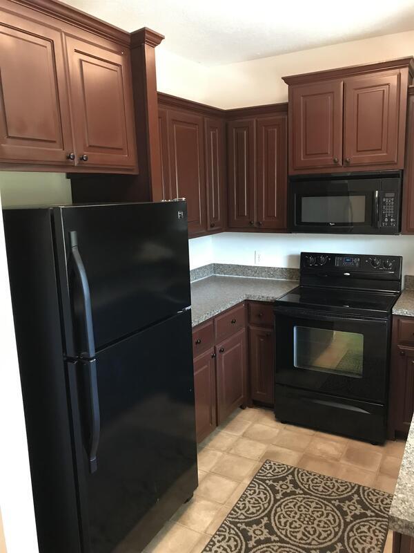 373 Laurel Oak Ln, Thunderbolt, GA 31404 Condo for Rent in