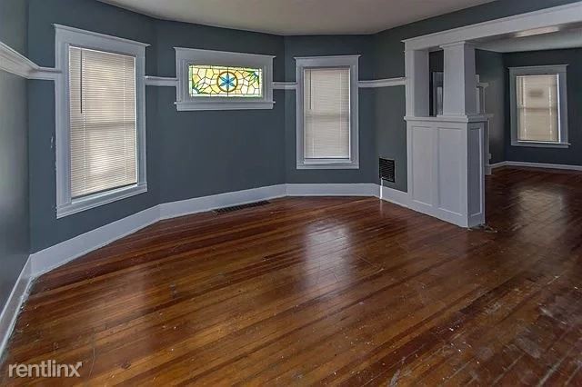 Foto del edificio - 2 br, 1 bath Apartment - 164 Winnikee Avenue