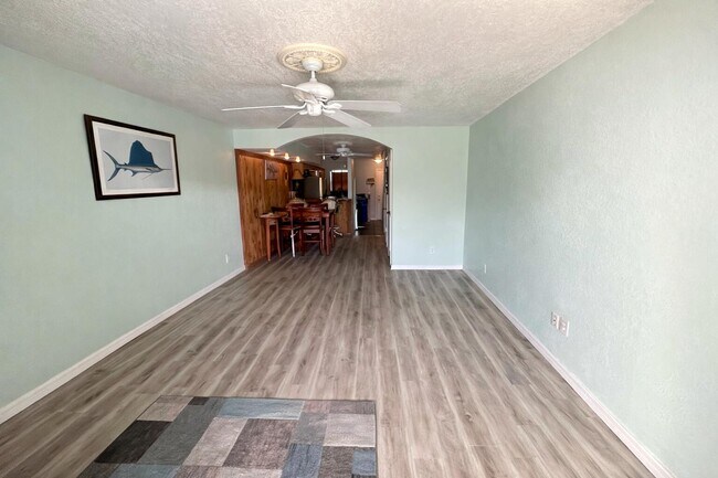 Foto del edificio - 1300 Seaway Dr