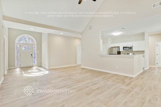 Building Photo - 7092 Brook Side Landing