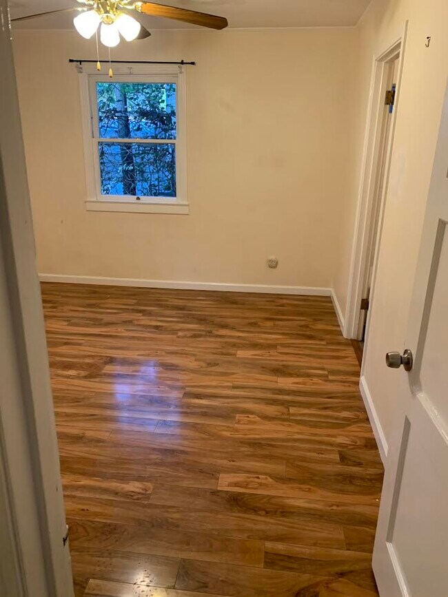 Dormitorio - 2222 17th St
