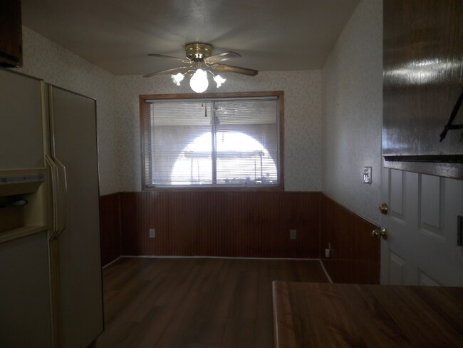 Building Photo - 1050 Alta Ave