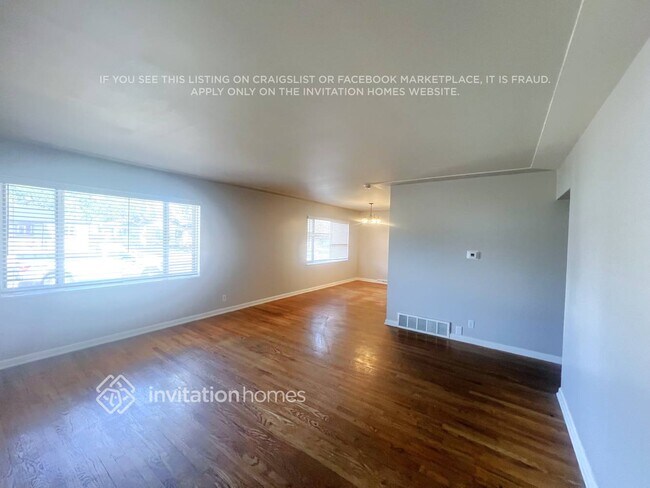 Building Photo - 2040 Ironton St