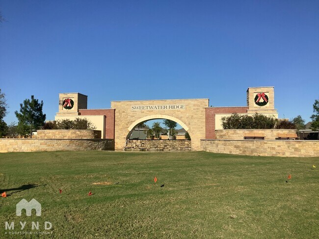 Foto del edificio - 15480 Maple Ter Dr