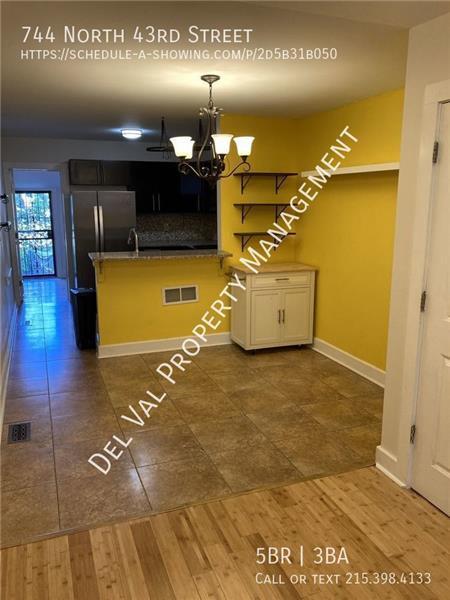 Building Photo - 744 N 43rd St