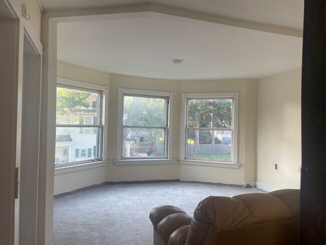 Foto del edificio - 301 Riverside Ave