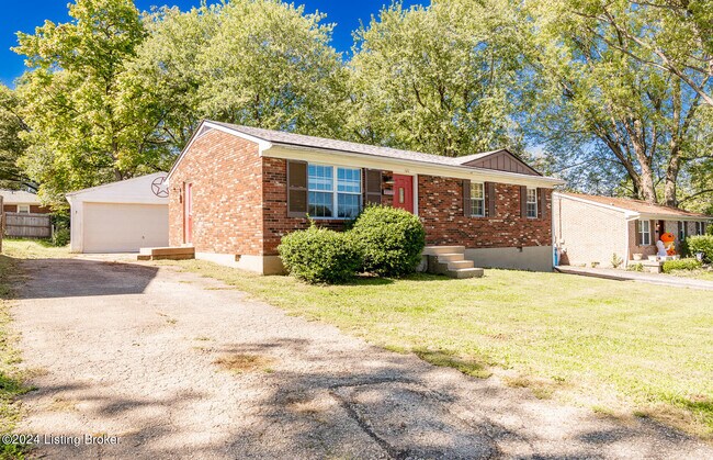 Building Photo - 120 Franklin Ave