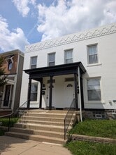 Building Photo - 542 W Town St