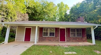 Building Photo - 165 Angus Ln