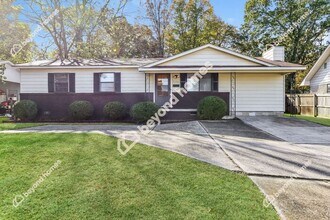 Building Photo - 9103 Penrose Ln