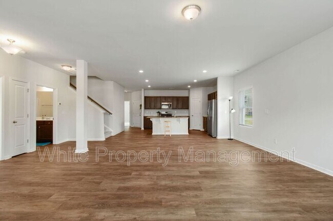 Building Photo - 8817 Brakeman Dr