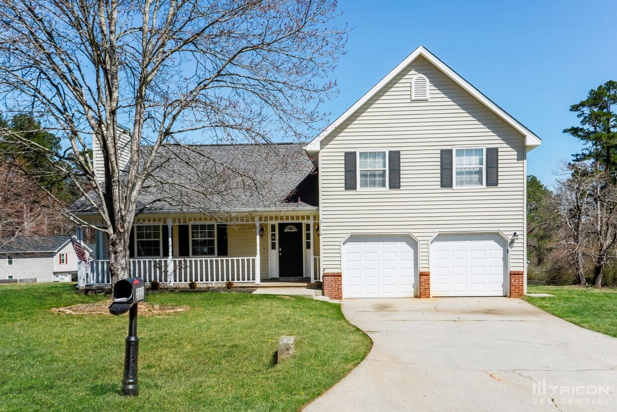 Foto principal - 2116 Blackberry Circle Auburn GA