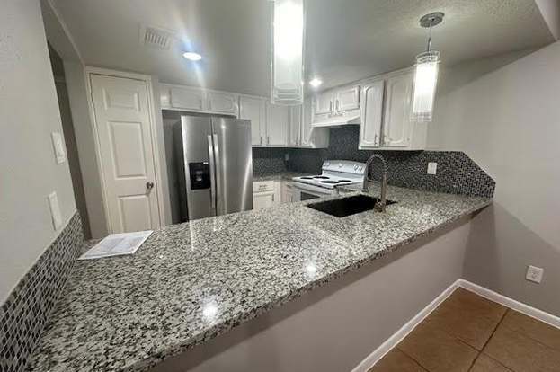 Building Photo - 12254 Wild Pine Dr