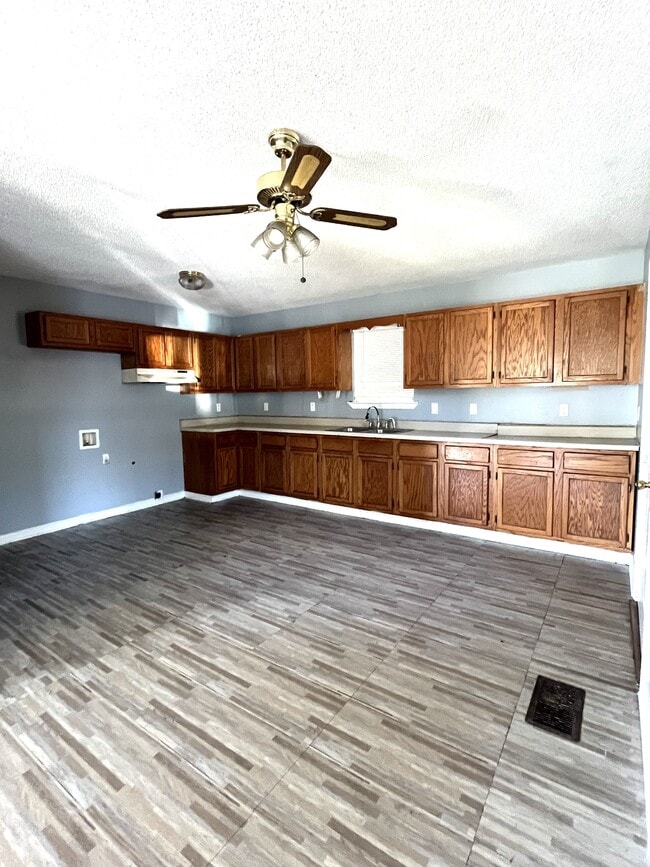 Foto del edificio - 318 Hill Ave