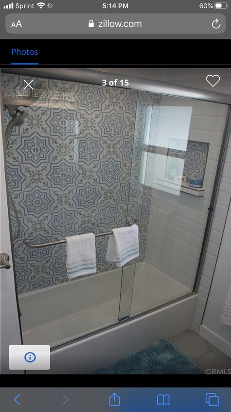 Bathroom - 2006 Vancouver Ave