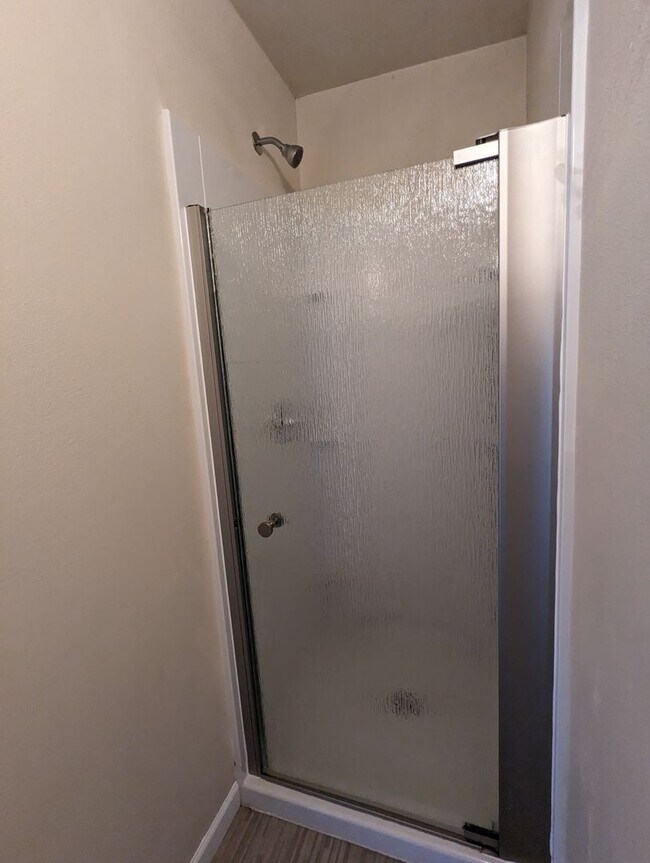 Foto del edificio - Nice 1-Bedroom, 1-Bath Apartment In Downto...