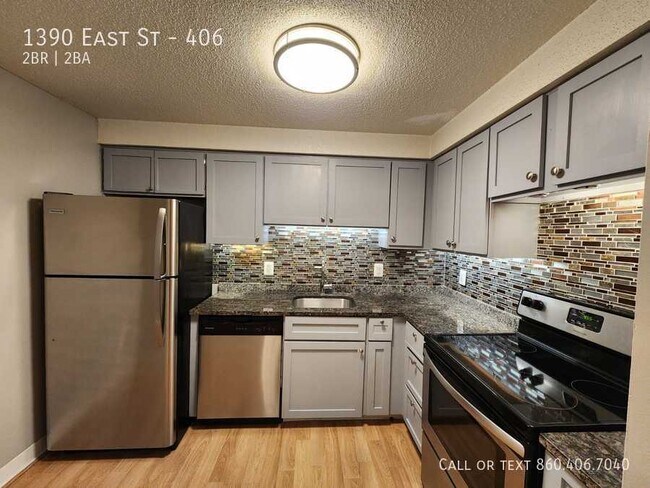 Foto del edificio - 1390 East St