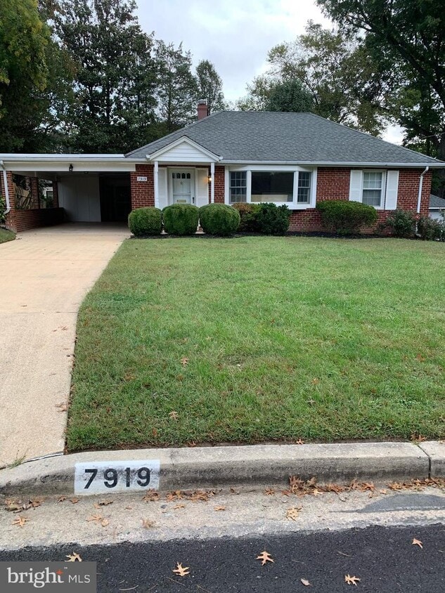 7919 Spotswood Dr, Alexandria, VA 22308 House Rental in Alexandria