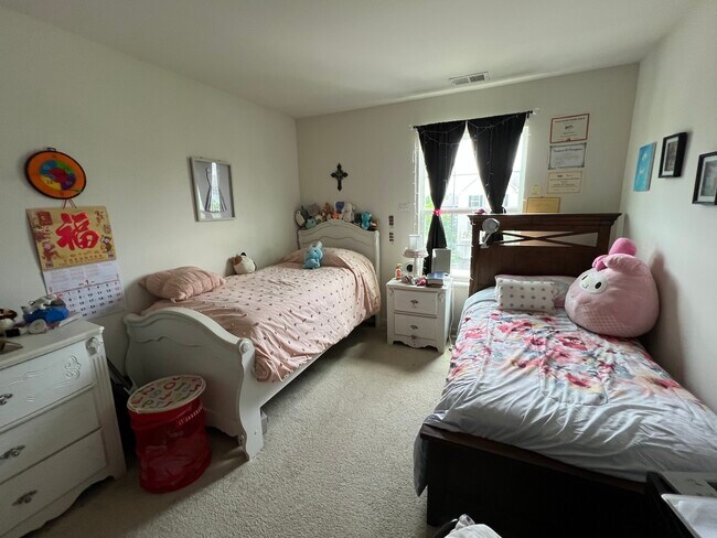 Building Photo - 4014 Pompton Ct