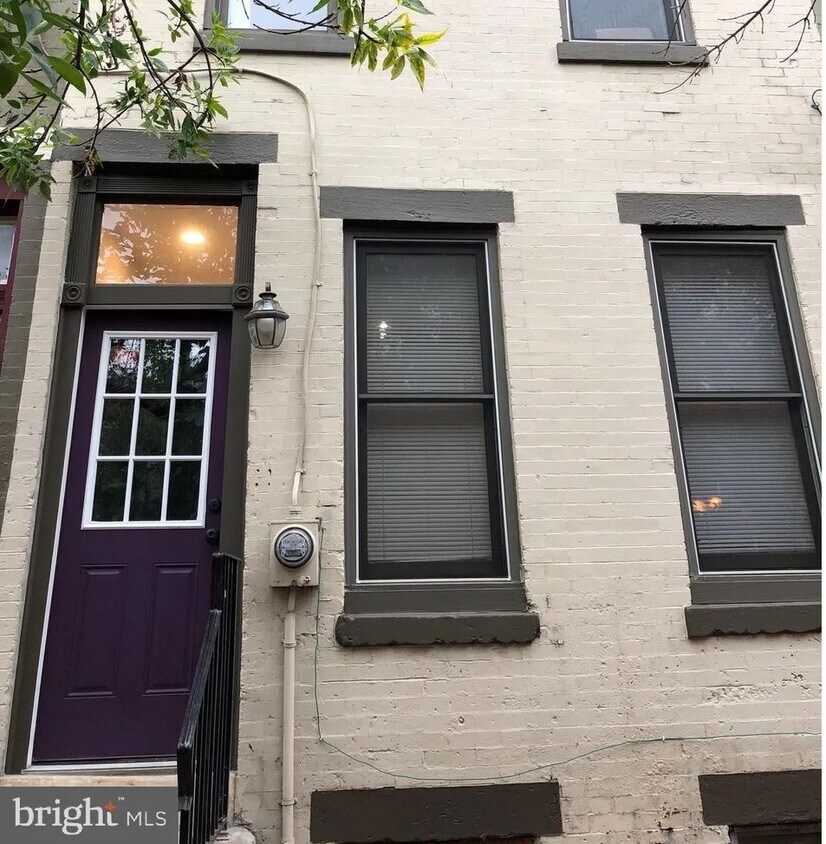 Photo - 327 Point St (Camden, NJ)